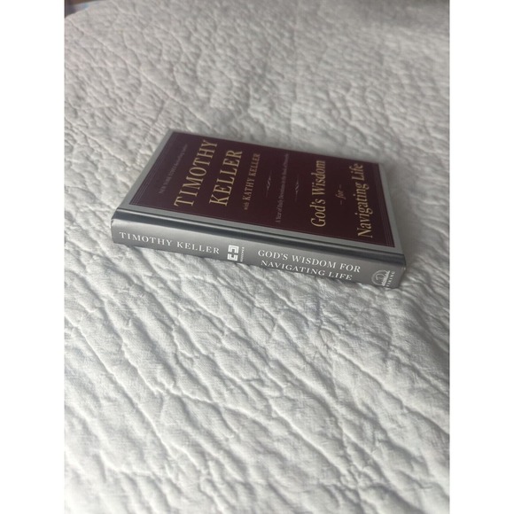 God's Wisdom for Navigating Life: A Year of Daily Devotions in the Book of Prove - Picture 3 of 6